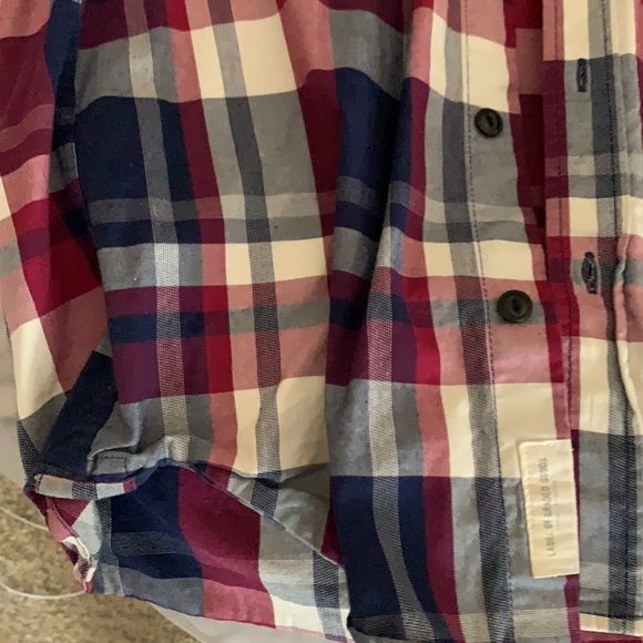 H&M flannel. - Picture 3 of 4